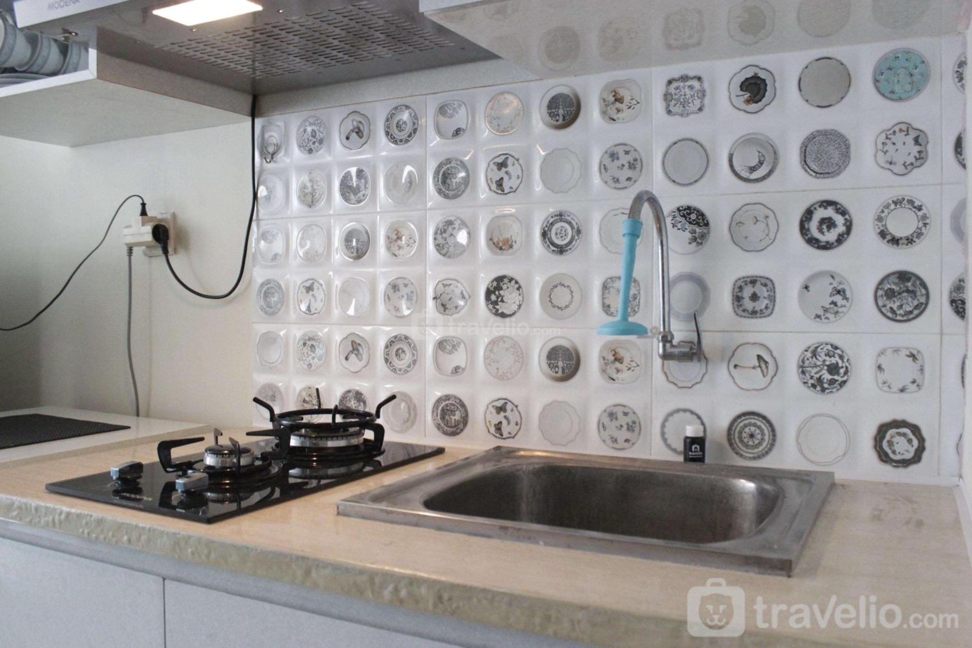 Apartemen Comfortable 2br At Grand Afrika Near Alun Alun By Travelio *